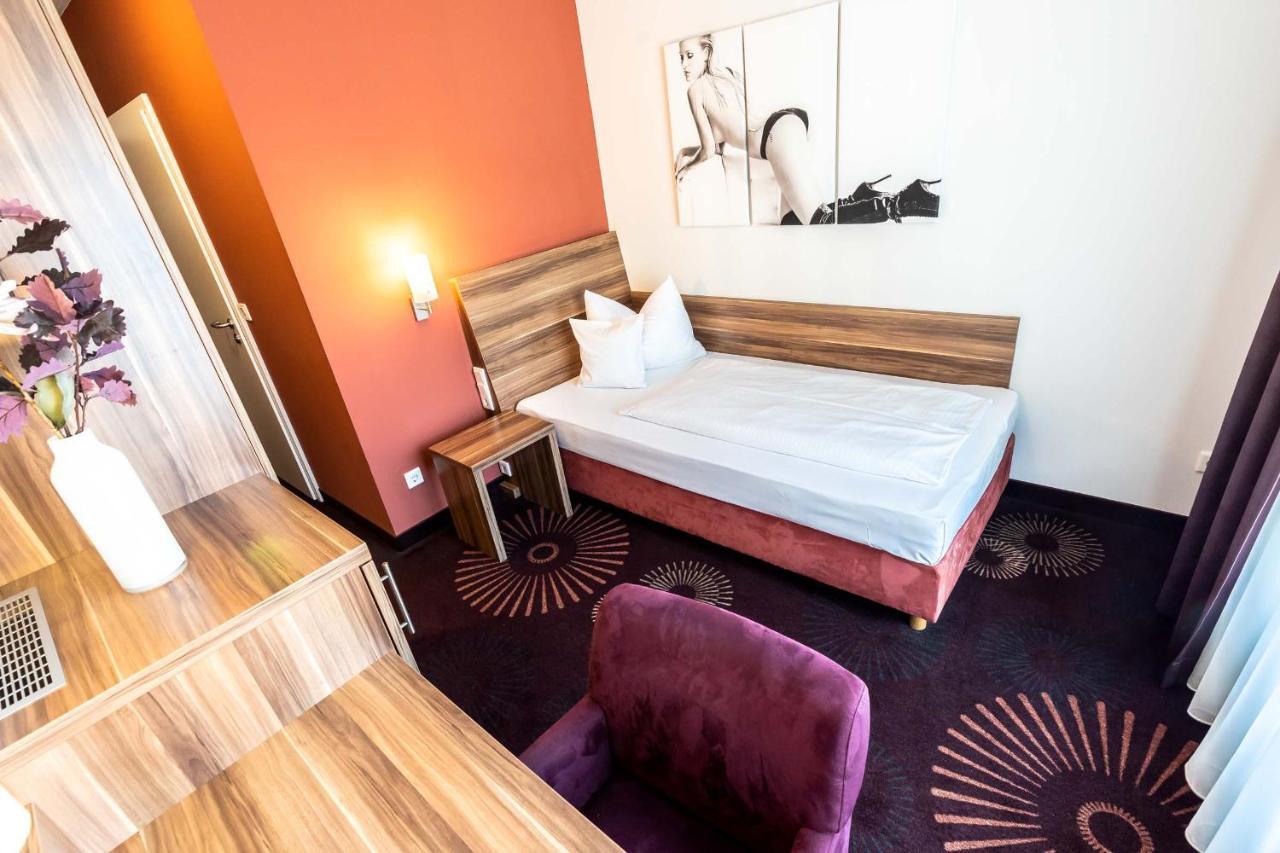 Altstadthotel Guesthouse Die Galerie Ingolstadt Luaran gambar